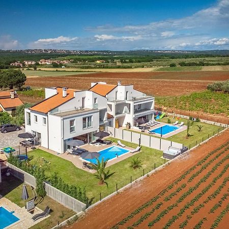 Villa Eni Gedici ภายนอก รูปภาพ